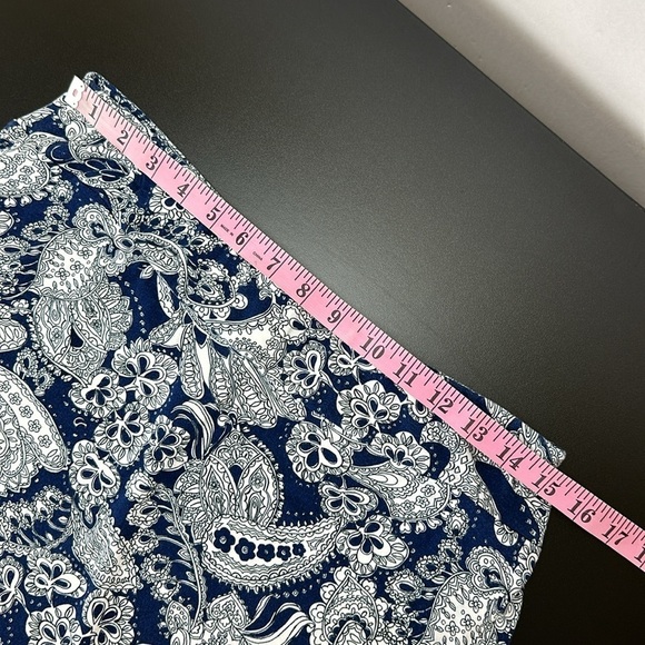Talbots White Blue Paisley Print Maxi Skirt Medium Soft Knit Comfortable Pull On - Picture 6 of 9